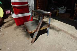 lot 130 image: Steel Shop Step Stool
