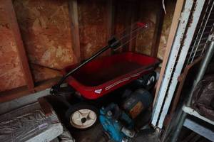 lot 119 image: Vintage MTD 600 Metal Wagon