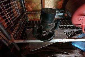 lot 166 image: Black and Decker 1HP Router