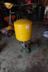 lot 176 image: Myers Pump with Tank