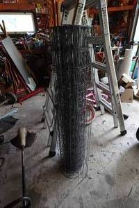lot 179 image: 4 Wire Fencing