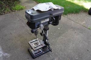 lot 5 image: Central Machinery 12-Speed Bench Drill Press