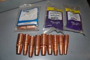 lot 52 image: Welding Nozzles
