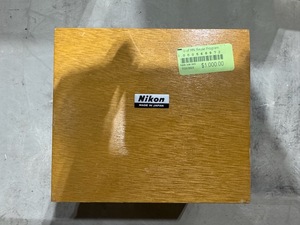 lot 4 image: Nikon Part (568872)