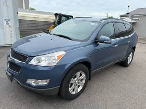 lot 2 image: 2012 Chevrolet Traverse LT
