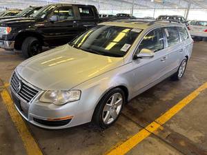 lot 23 image: 2008 Volkswagen Passat 2.0T Wagon