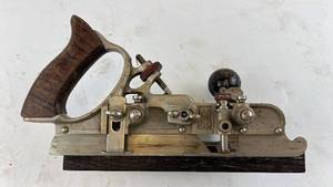 lot 260 image: Vintage STANLEY No. 45 Combination Wood Plane