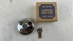 lot 277 image: Vintage FORD Locking Gas Cap 48-18416 with Keys for 1932-1948 Vehicles