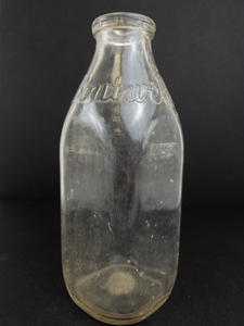 lot 37L image: Vintage Boutwells Dairy Milk Farmhouse Glass Bottle