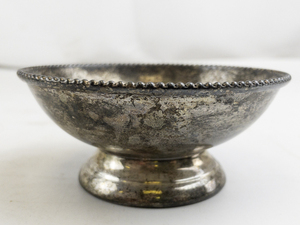 lot 37C image: Vintage Silver-Plated Footed Bowl with Beaded Rim