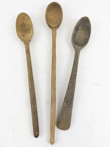 lot 38G image: Set of 3 Vintage Wooden Kitchen Spoons