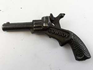 lot 224 image: Antique Stevens Cowboy Miniature Cast Iron Toy Cap Gun Pistol
