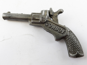 lot 226 image: Antique Stevens Cowboy Miniature Cast Iron Toy Cap Gun Pistol