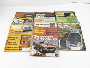 lot 130 image: Group of 8 MOTOR TREND Car Magaziens.
