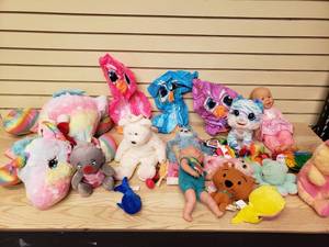 lot 57 image: Misc. Stuffed Animals, Dolls, Toys, and inflatable owls