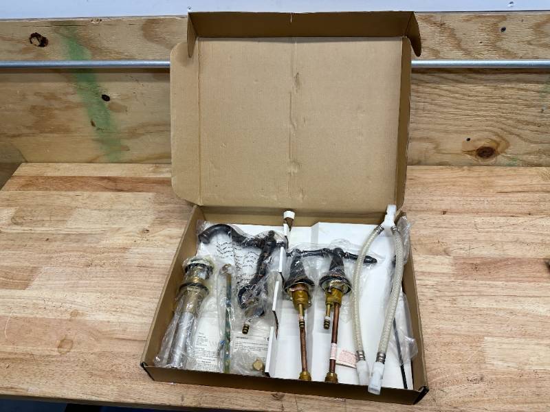 lot 164 image: Aqueous The Quality Flows Model 50-B82CY Faucet