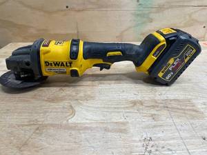 lot 28 image: FLEXVOLT 60V MAX Cordless Brushless 4.5 in. Angle Grinder with 6.0Ah Battery
