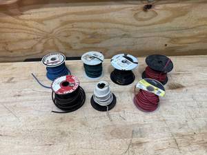 lot 172 image: Lot of 7 Wires