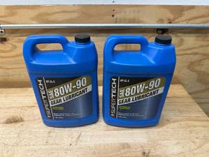 lot 176 image: Super Tech Lot of 2 - Gear Lubricant SAE 80W-90 Gear Oil, 1 Gallon