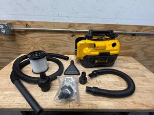lot 180 image: DeWalt Shop Vacuum