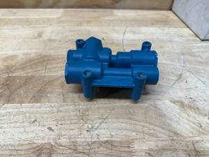 lot 192 image: Bendix TP - 5 Coreless Valve
