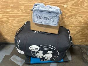 lot 36 image: LOVESAC- MovieSac with Cover