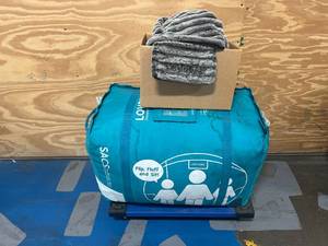 lot 37 image: LOVESAC- CitySac with Cover