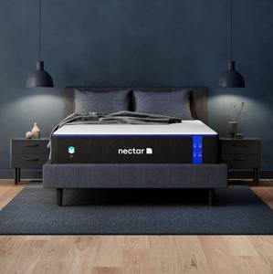 lot 7 image: Nectar Queen Mattress