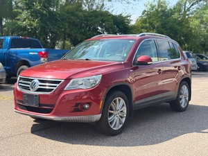 2010 VOLKSWAGEN TIGUAN WOLFSBURG EDITION 4MOTION *No Accidents | Prior Certified Pre-Owned* (NO RESERVE)