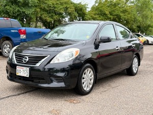 lot 9 image: 2014 NISSAN VERSA 1.6 SV (NO RESERVE)