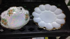 lot 115 image: Vintage Anchor HockingFire King and Trimont Ware.