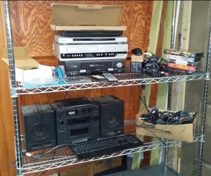 lot 130 image: Huge Electronics Assortment, Most Should Work.