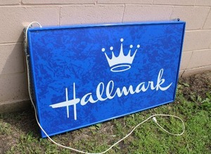 lot 134 image: Collectable vintage Lighted metal Hallmark sign