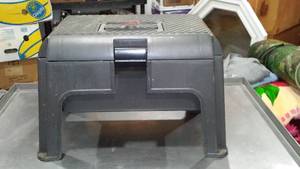 lot 176 image: Rubbermaid Storage Stool with Contents.
