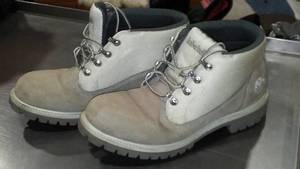lot 188 image: Timberland Boots Size 10