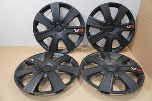 lot 6 image: Set of 4 15 VR Carbon Wheel Covers - Black