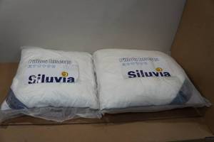 lot 28 image: 2 Siluvia Pillow Inserts - 20x20