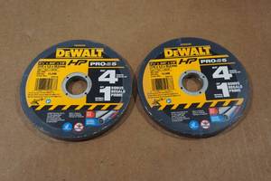 lot 39 image: 2 DeWalt 5-Packs 4.5 Cut-Off Wheel Angle Grinder Cutting Disc