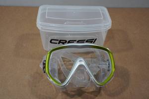lot 104 image: Cressi Liberty Mask