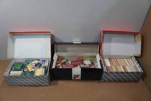 lot 145 image: 80s & 90s Baseball Cards