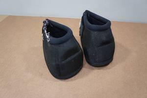 lot 162 image: Professionals Choice Bell Boots