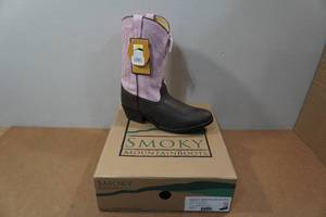 lot 170 image: Smoky Mountain Boots - Youth Size 7