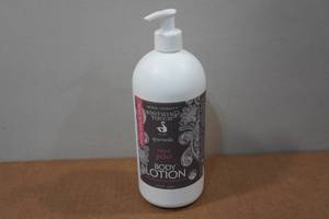 lot 173 image: 32oz Soothing Touch Body Lotion - Rose Petal