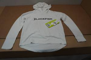 lot 232 image: Blackfish Youth Coolcharge Angler Hooded Long Sleeve - Medium