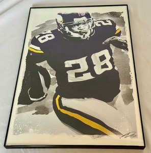 lot 115 image: Adrian Peterson Artist Signed Minnesota Vikings Football Print