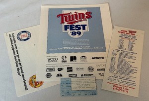 lot 119 image: 1989 Minnesota Twins Fest Ticket and Program