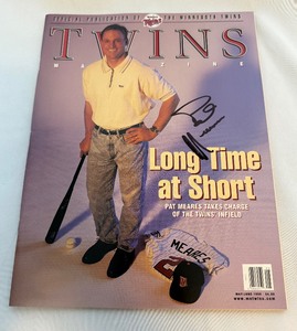 lot 83A image: Pat Mears Signed 1998 Minnesota Twins Baseball Magazine