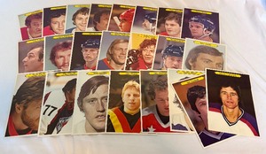 lot 162 image: 1981 O-Pee-Chee Hockey 23 of 24 Card Giant Vintage Set