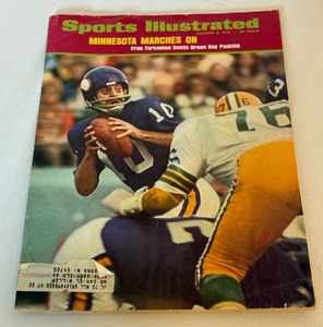 lot 184A image: Fran Tarketnton Sports Illustrated Magazine October 8, 1973 Minnesota Vikings Football
