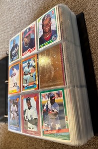 lot 125B image: HUGE Frank Thomas 810 UNIQUE Baseball Card Binder - Rookies, Numbered, Inserts, Die Cuts, Finest, Holo, and MUCH MORE